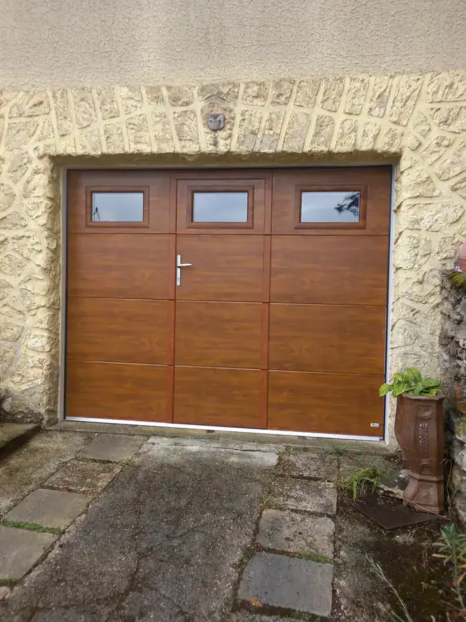 Porte de garage sur mesure, chantier